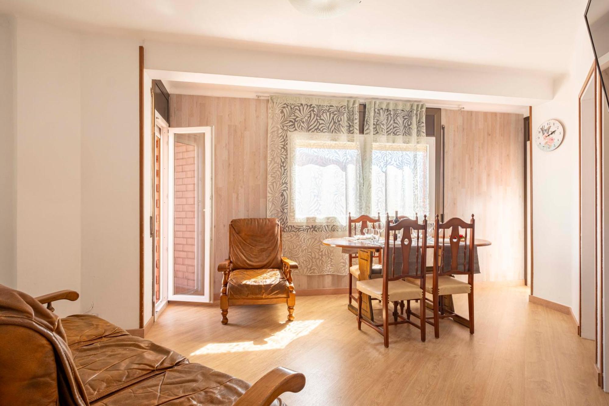 Апартаменты 5 Min To The Sea And 15 Min To Barcelona Center Сан-Адриан-де-Бесос Экстерьер фото